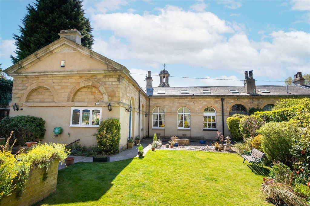 Property photo 1 of 32 Picture No. 44