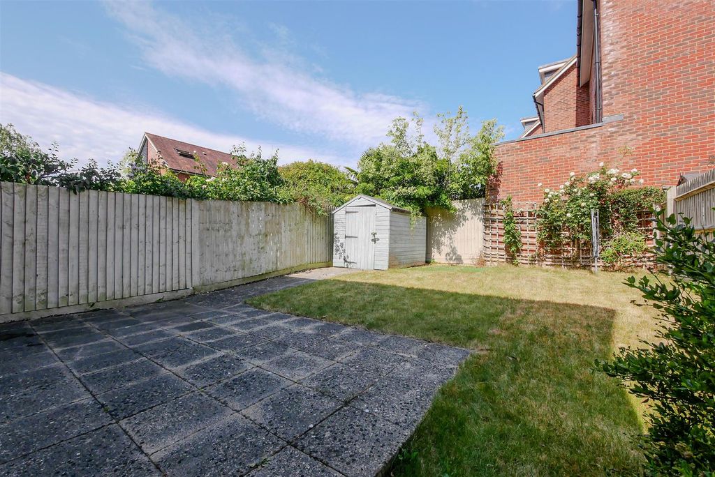 Property photo 2 of 15 Rear Garden