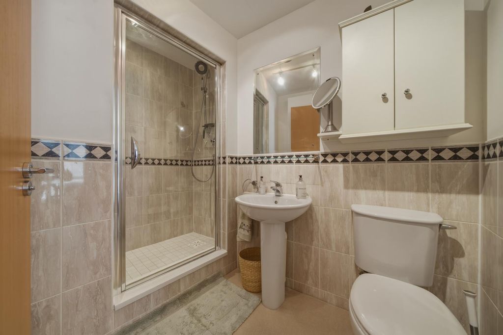 Additional image 13 of 2 bed flat for saleStandard Hill, Nottingham NG1