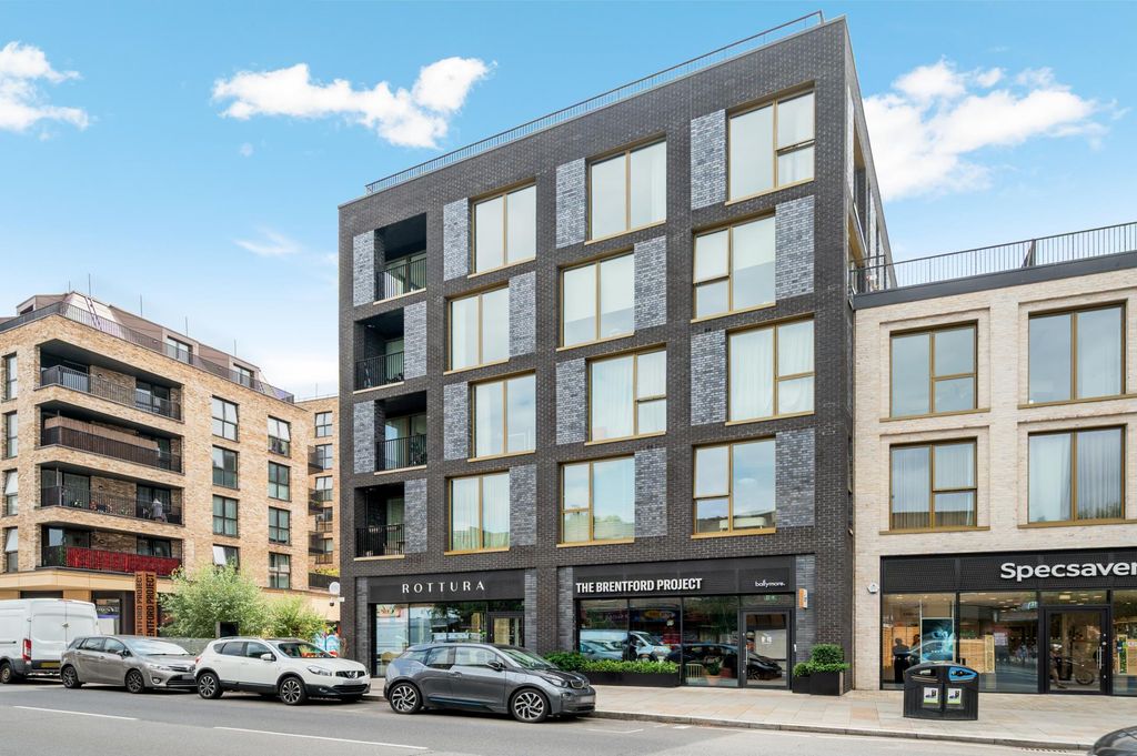 Property photo 1 of 10