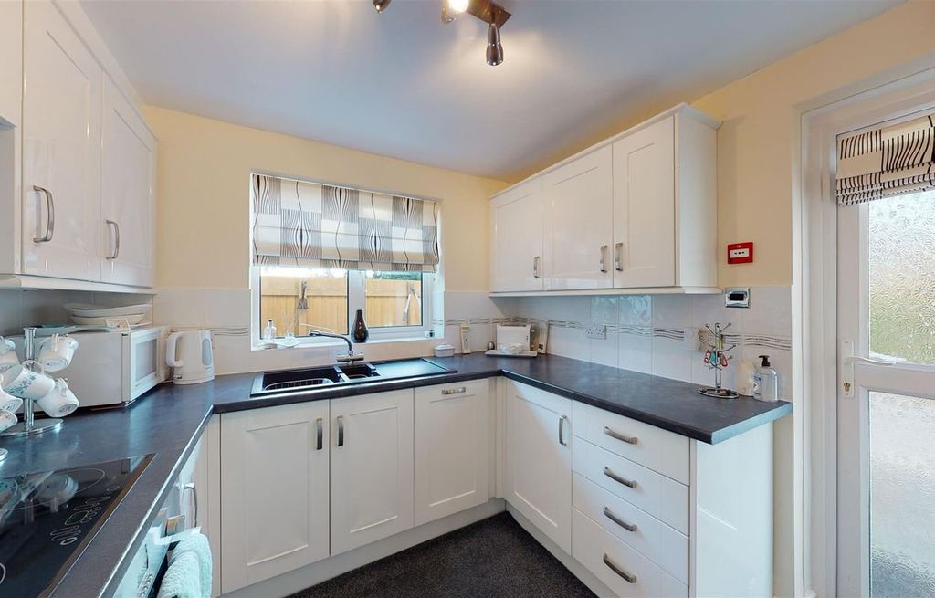 Property photo 3 of 15 Picture 3