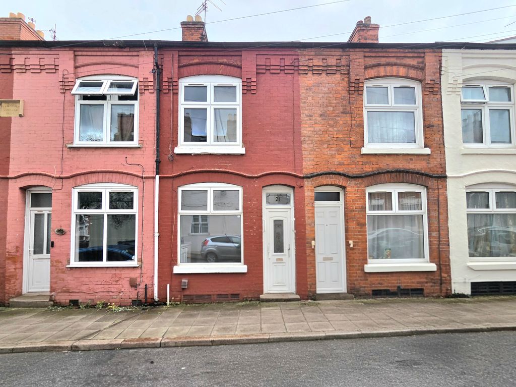 Property photo 1 of 9