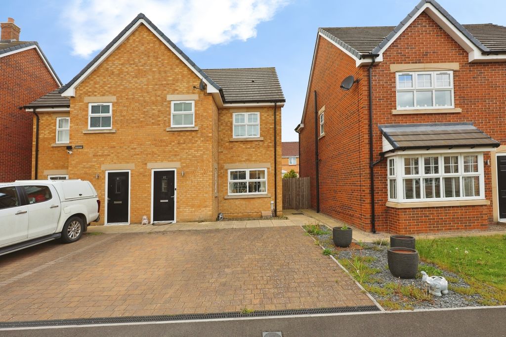 Property photo 1 of 15 Pbox-Img.Jpg