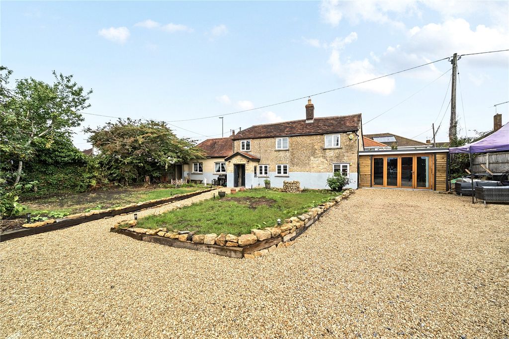 Property photo 1 of 14 Picture No. 19