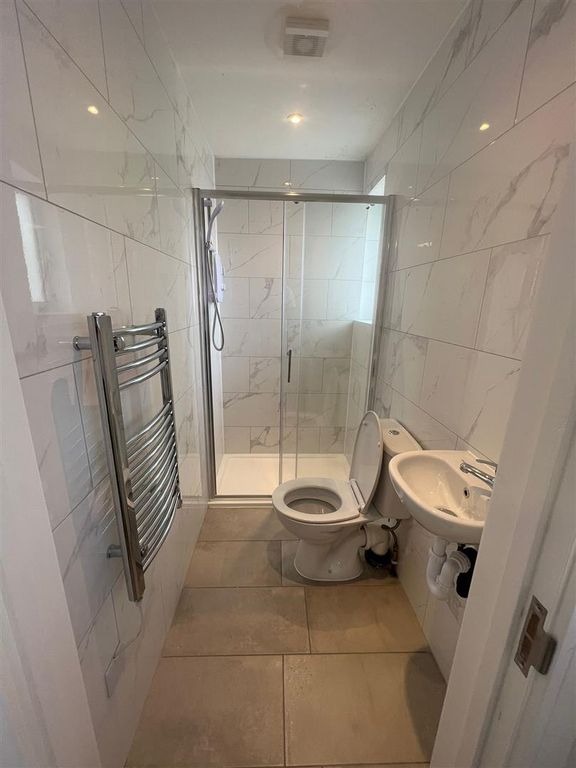 Property photo 3 of 3 E8d69E01-5711-45B5-Bb0A-E999Ec6E05c6.Jpg