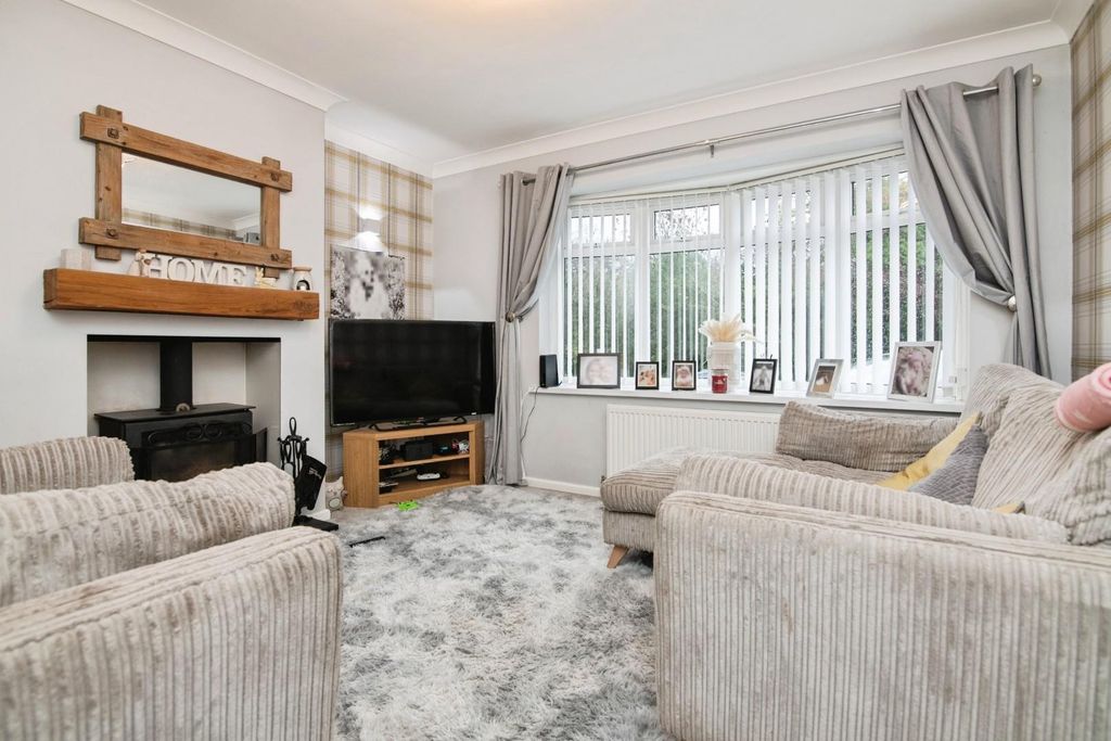 Property photo 2 of 17 Cotwall-10.Jpg