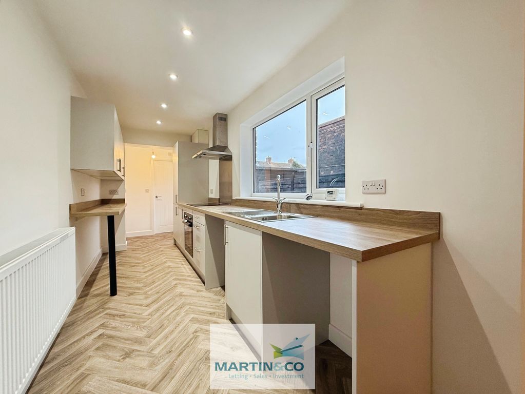 Property photo 2 of 15 Fbfe057d-7-4Bcc-9961-86E973651B25-8816-0000011F745