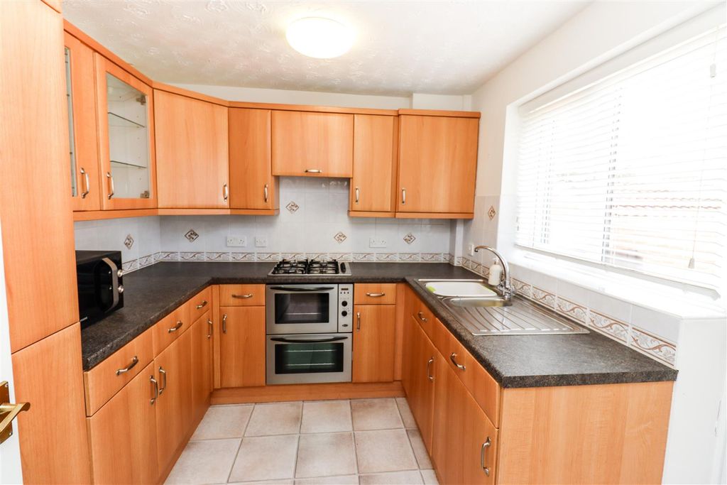 Property photo 2 of 17 Img_7126.Jpg