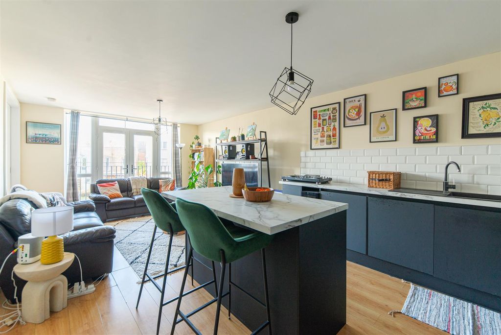 Property photo 2 of 17 Obp_8781.Jpg