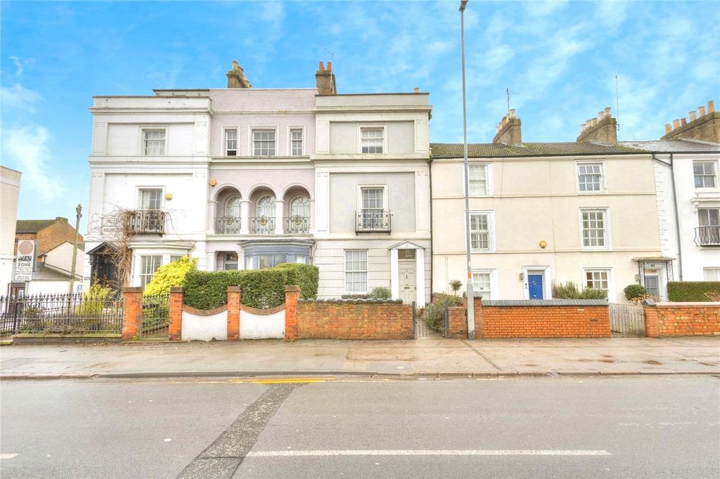 Property photo 1 of 32 Front