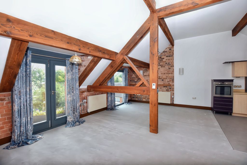 Property photo 3 of 17 Living Dining 2