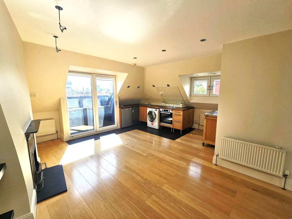 Property photo 1 of 9 Main Image