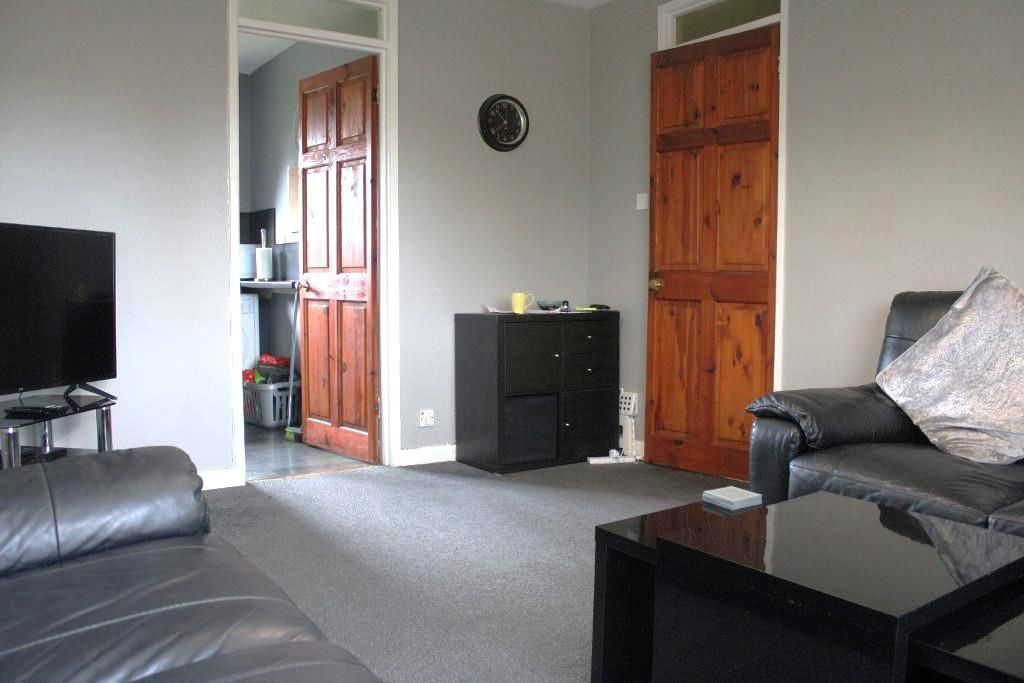 Property photo 3 of 8 Lounge 1.Jpg