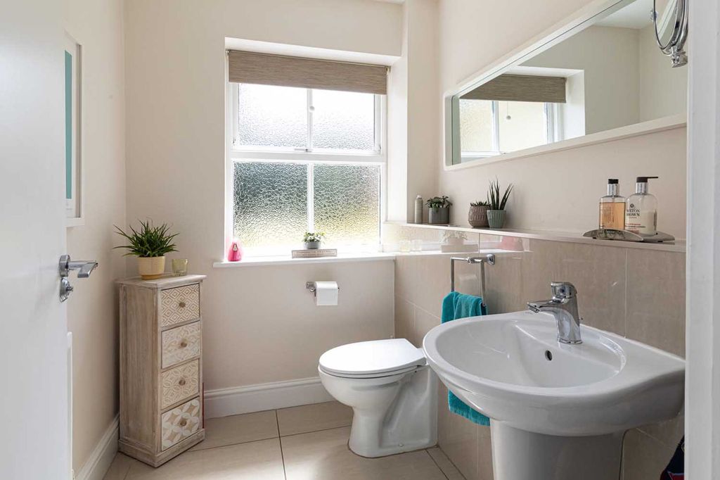 Additional image 12 of 6 bed detached house for saleMoor House, Main Road, Ryton, Northumberland NE40