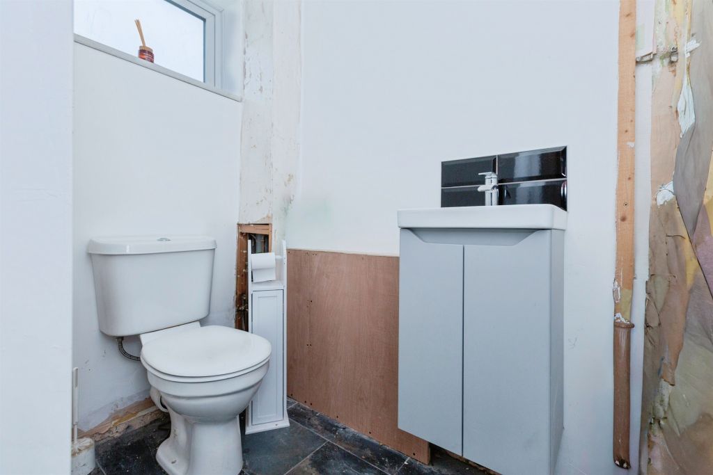 Property photo 3 of 20