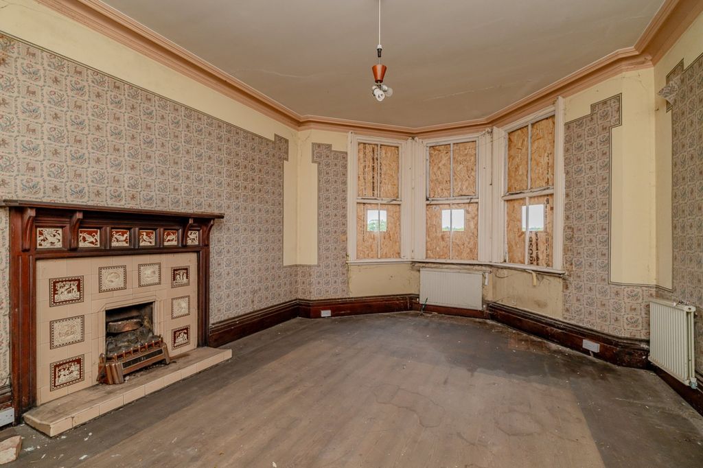 Property photo 2 of 20 Picture No. 09