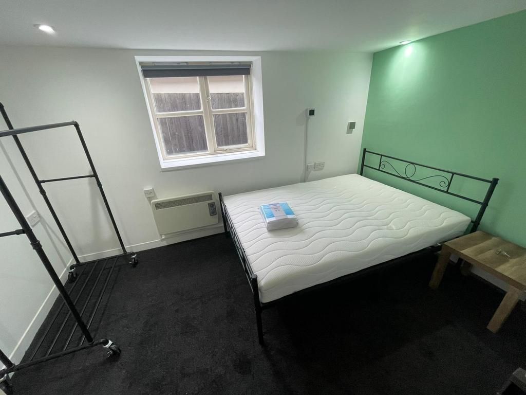 Property photo 1 of 3