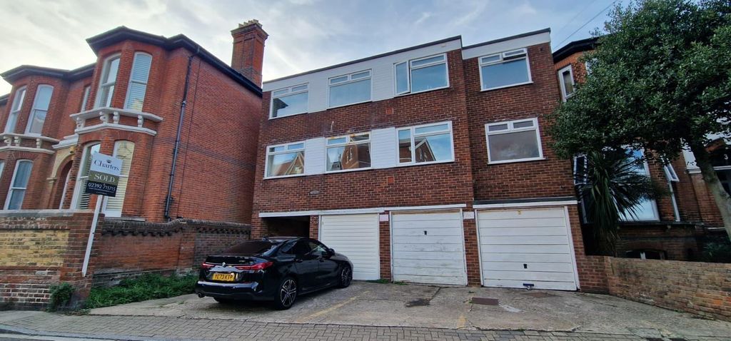 Property photo 1 of 7 Whatsapp Image 2025-12-02 At 10.31.04_342ee289.Jpg