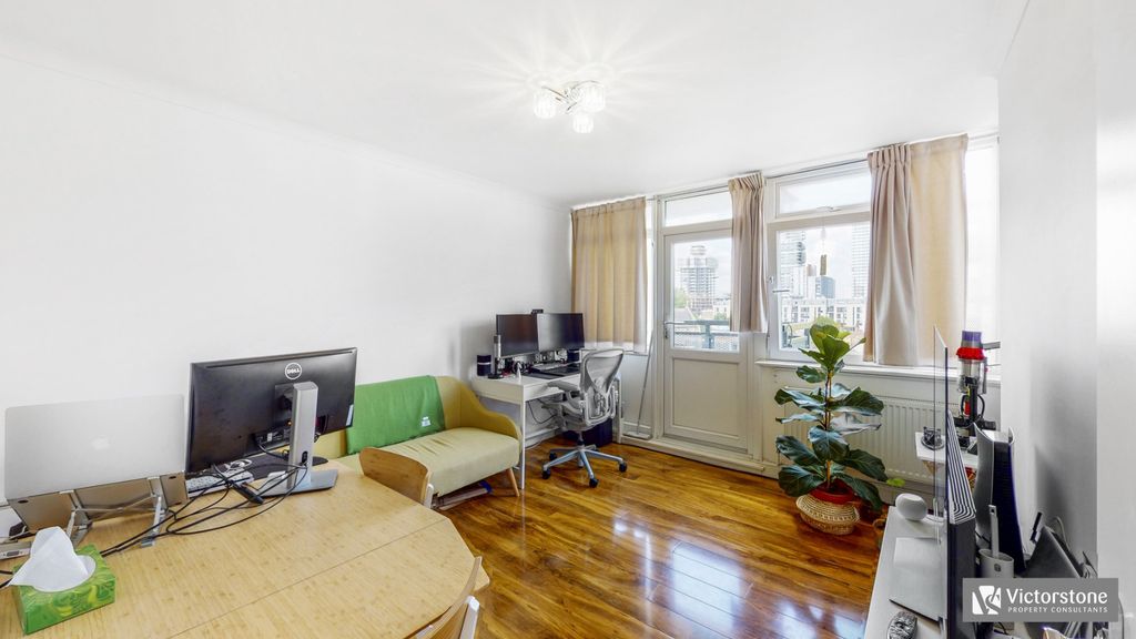 Property photo 1 of 9 1443012