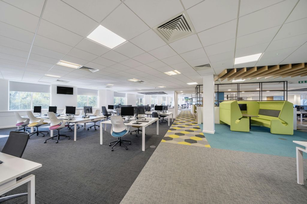 Property photo 2 of 16 13555342668cd9B19B5992.Jpg