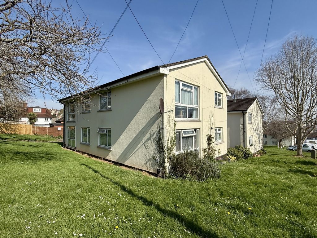 Property photo 1 of 8 Photo 1