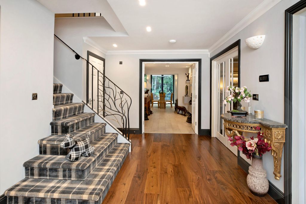 Additional image 20 of 5 bed detached house for saleStreatham Rise, Exeter, Devon EX4