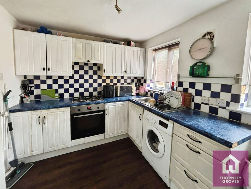 Property photo 3 of 13 Pbox-Img.Jpg