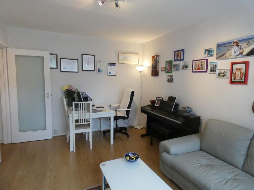 Property photo 2 of 9