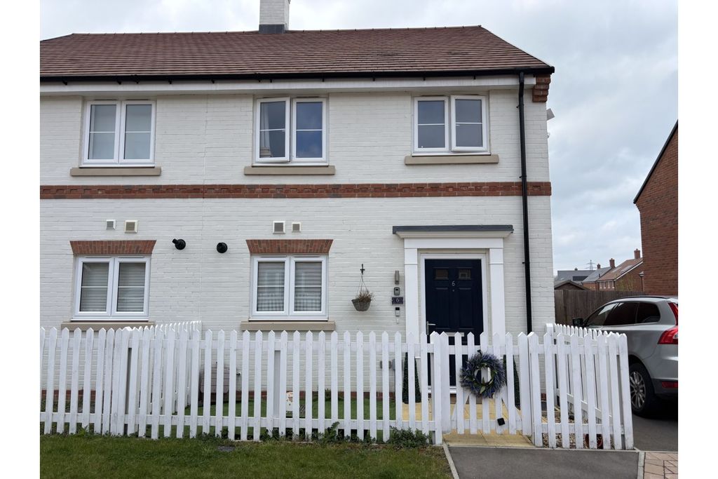 Property photo 1 of 30