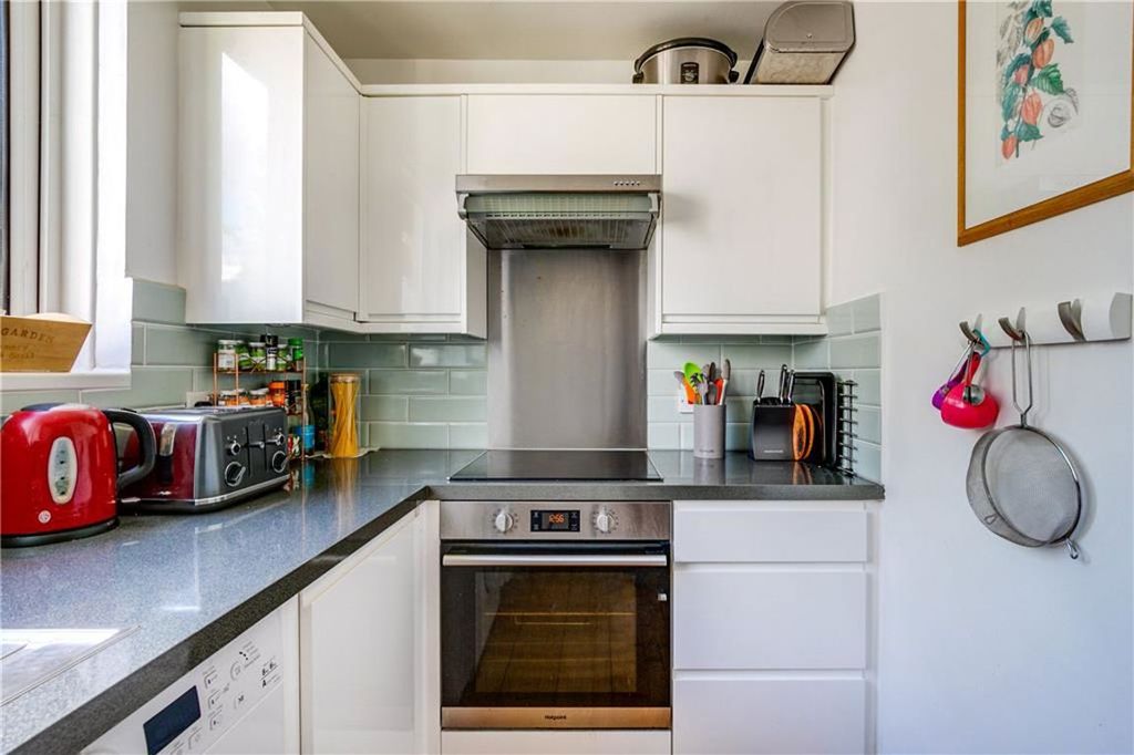 Property photo 3 of 5