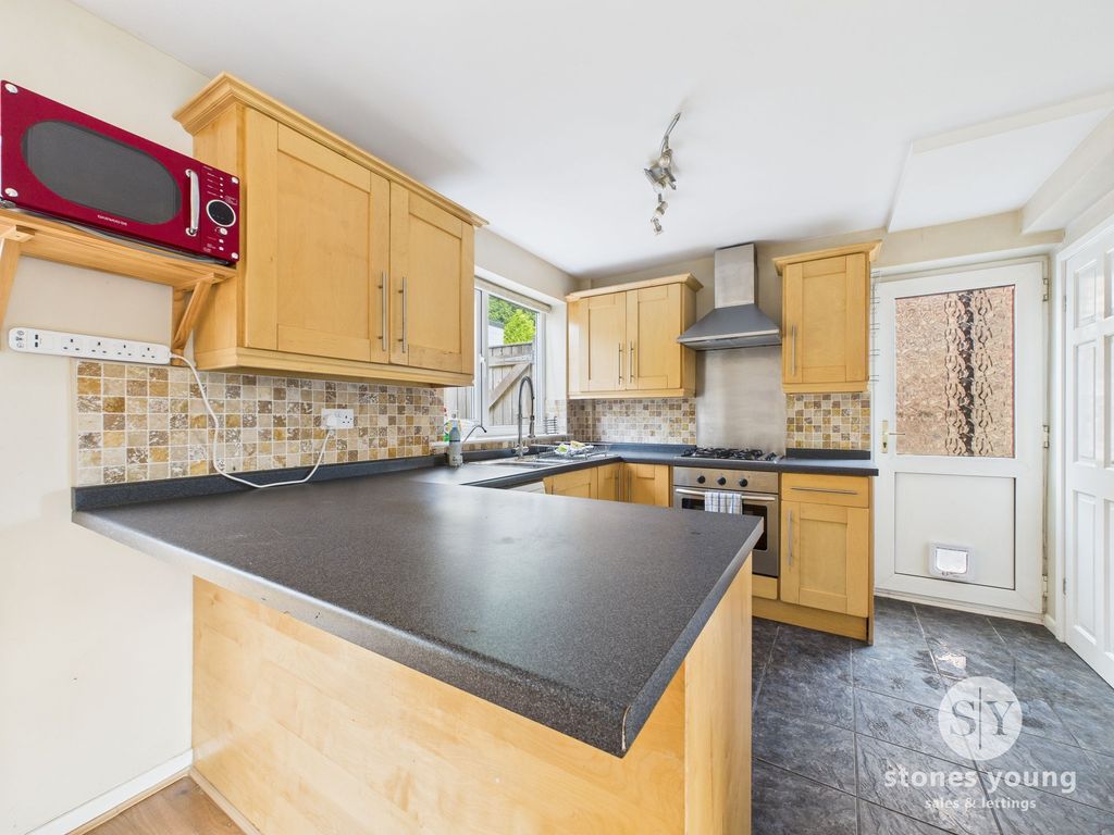 Property photo 3 of 16