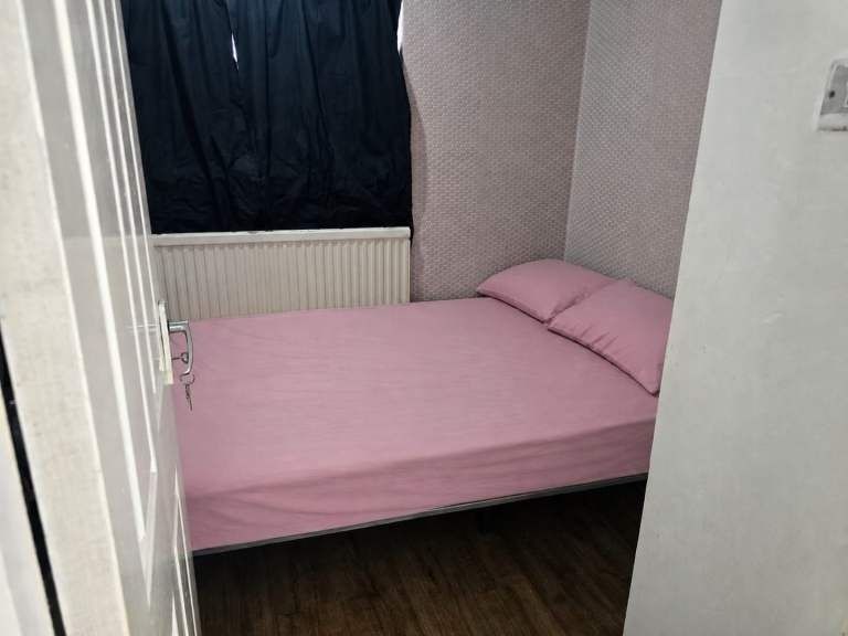 Property photo 1 of 2