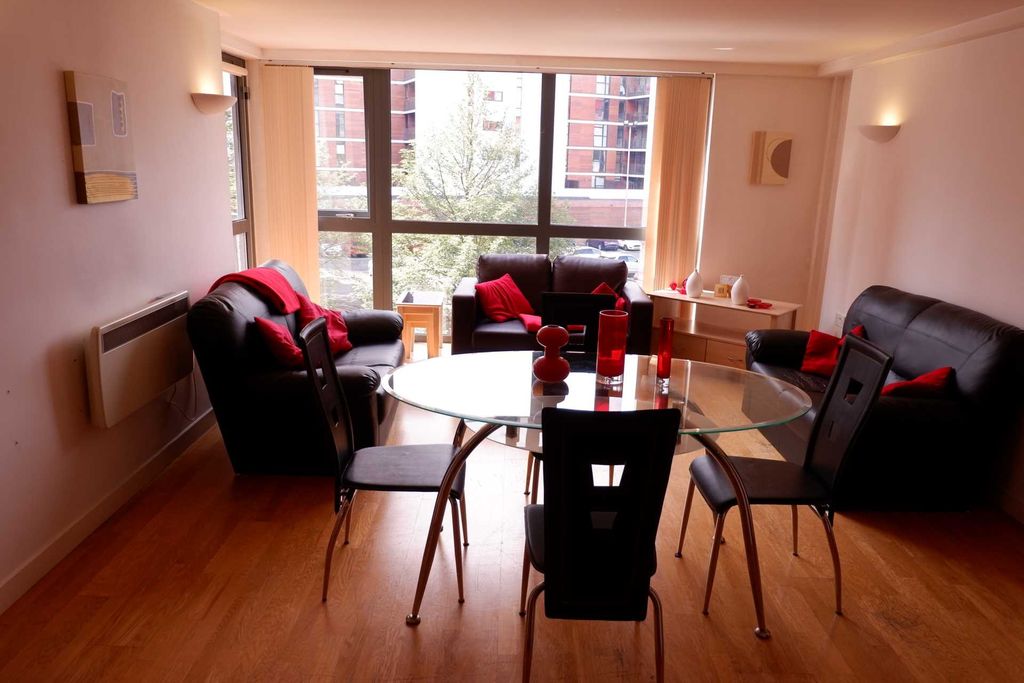 Property photo 2 of 12