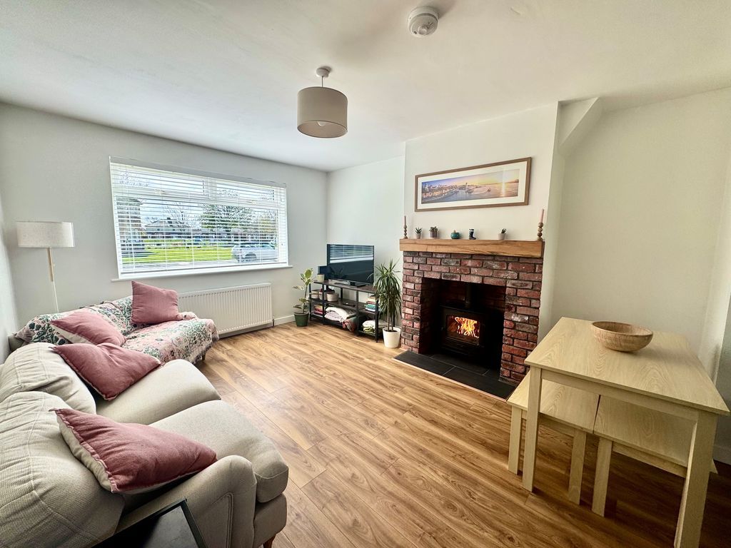 Property photo 2 of 14 Photo 1