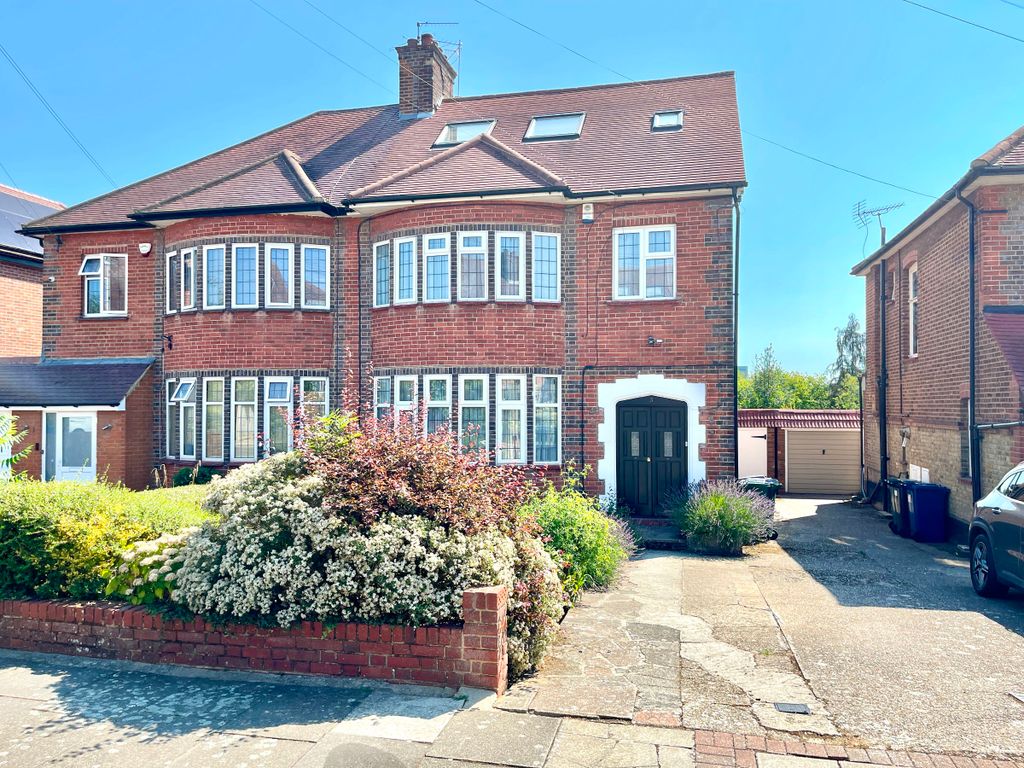 Property photo 1 of 23
