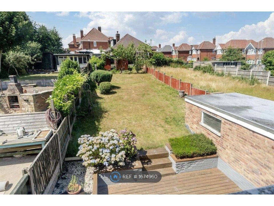 Property photo 3 of 16 Garden