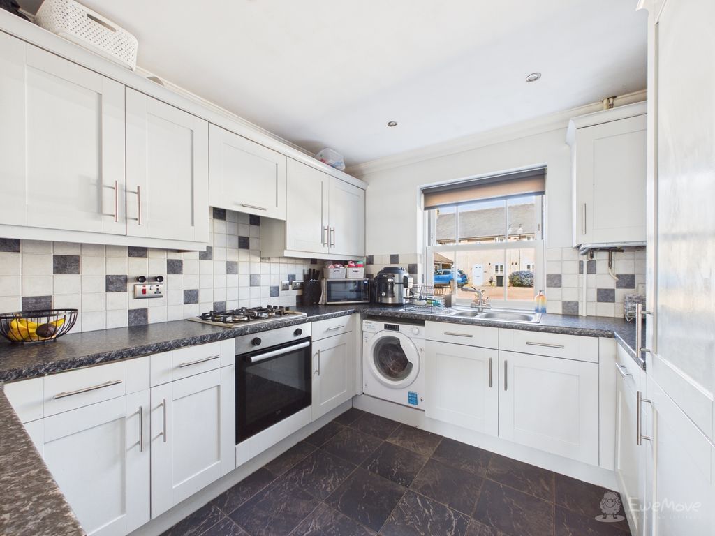 Property photo 3 of 23 Kitchen- Mark Stephens Ewemove Newmarket And Soham