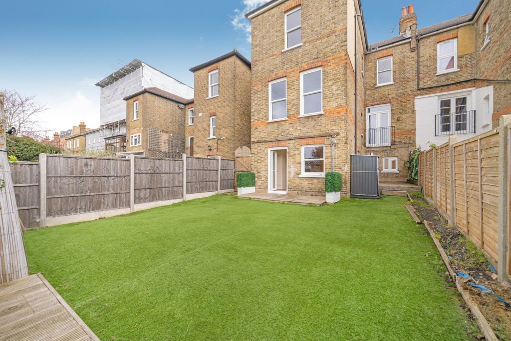 Property photo 2 of 10 5188641