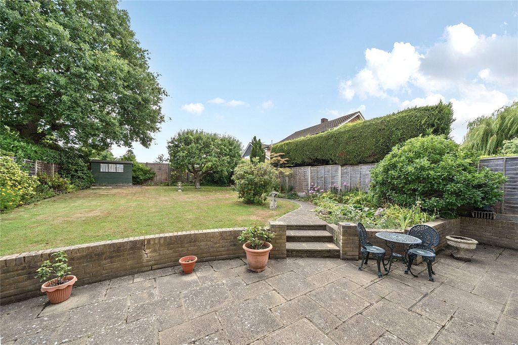 Property photo 2 of 19 Picture No. 18