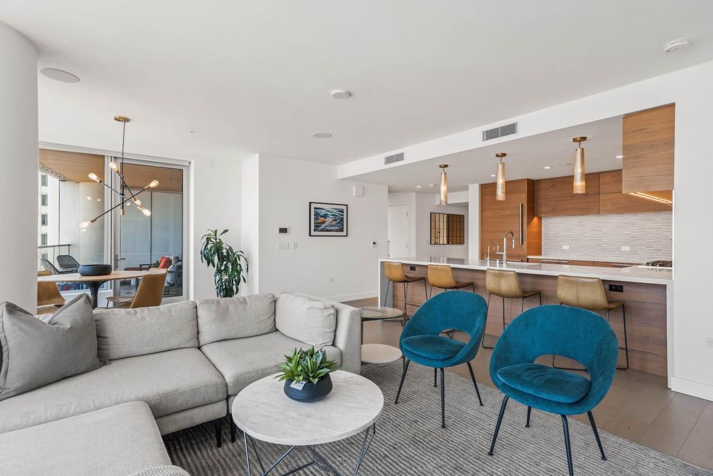 Property photo 3 of 50