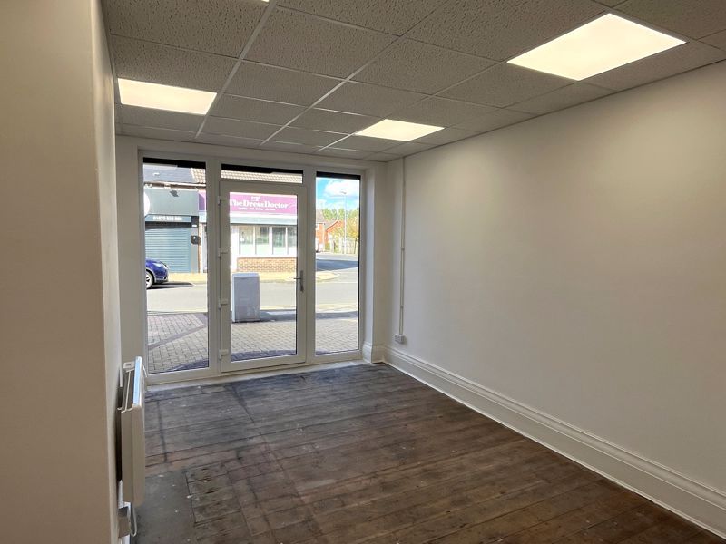 Property photo 2 of 10 Photo 1