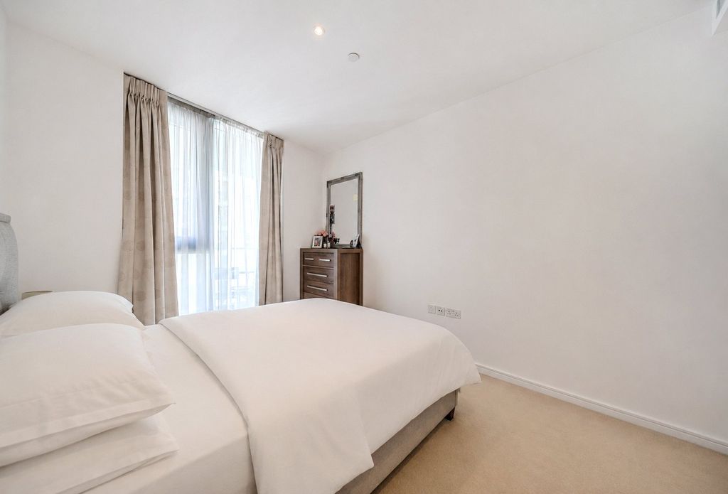 Property photo 2 of 13 Picture No. 27
