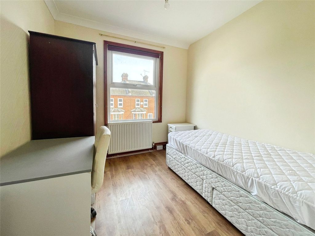 Property photo 1 of 12 Bedroom