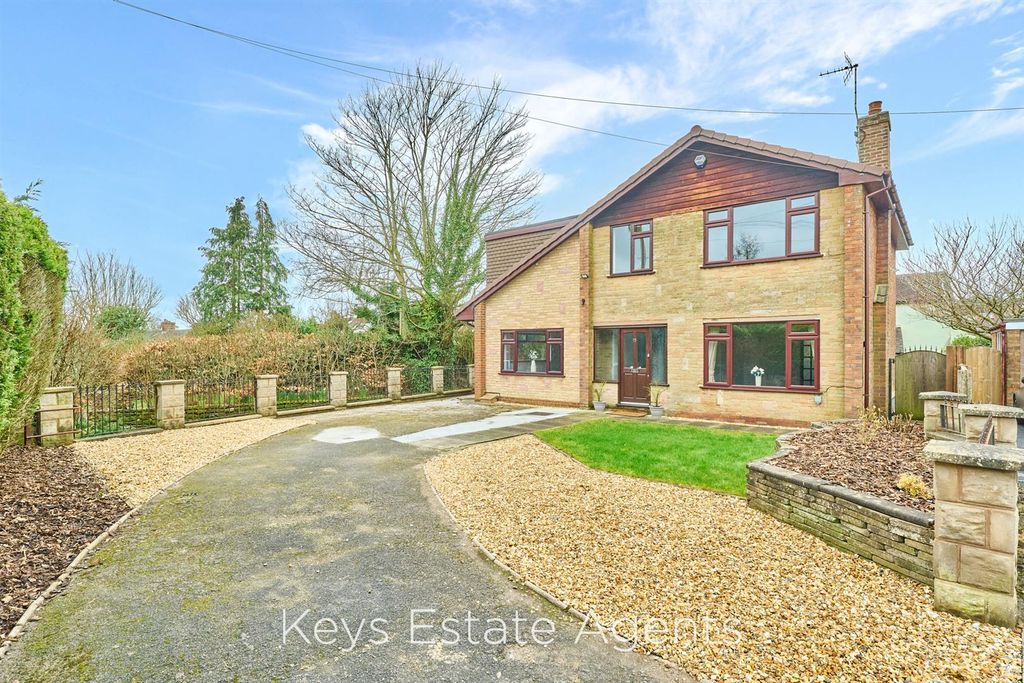 Property photo 1 of 38 P1665093.Jpg