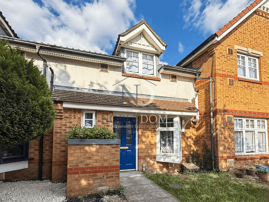 Property photo 1 of 2 Two Bedroom Mid Terraced House In Hounslow