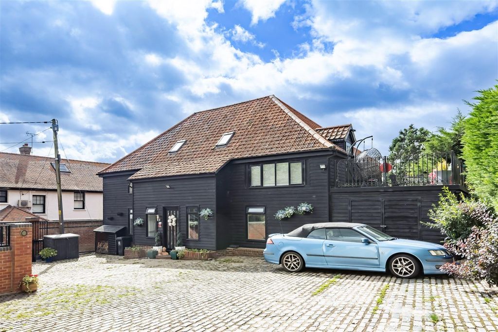 Property photo 2 of 42 1A The Barn (28).Jpg