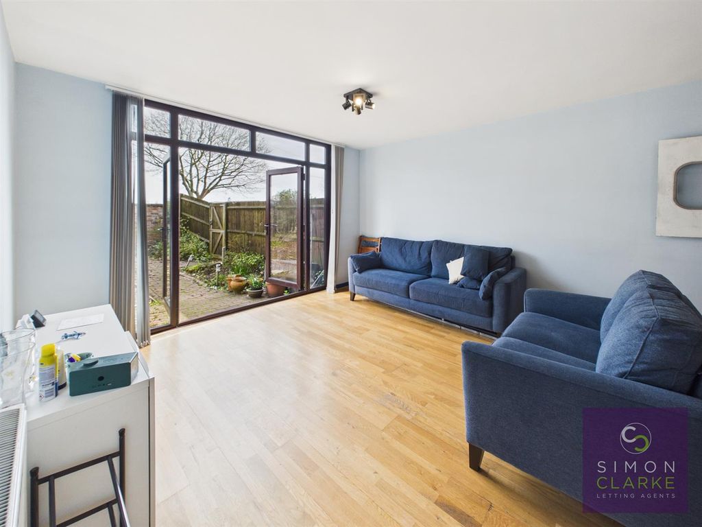 Property photo 3 of 21 Cam05425G0-Pr0110-Still001.Jpg