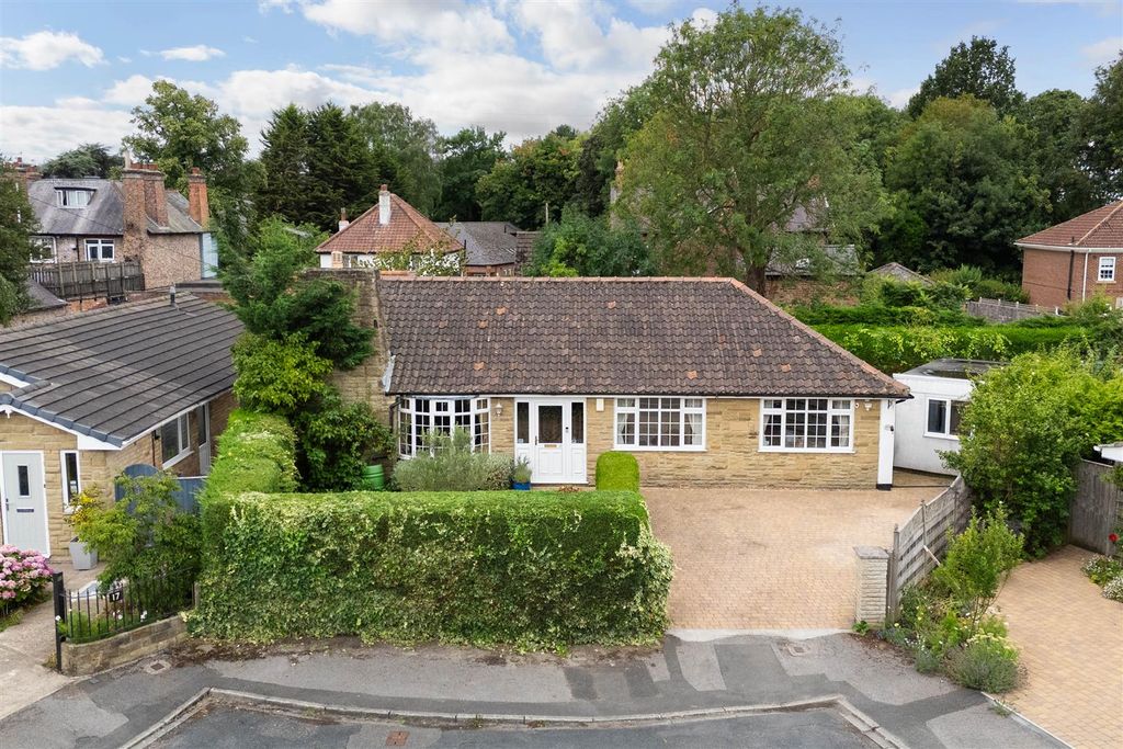 Property photo 1 of 24 External
