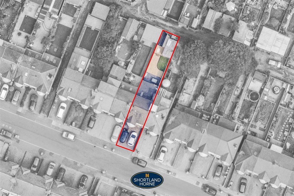 Property photo 2 of 26 Boundary