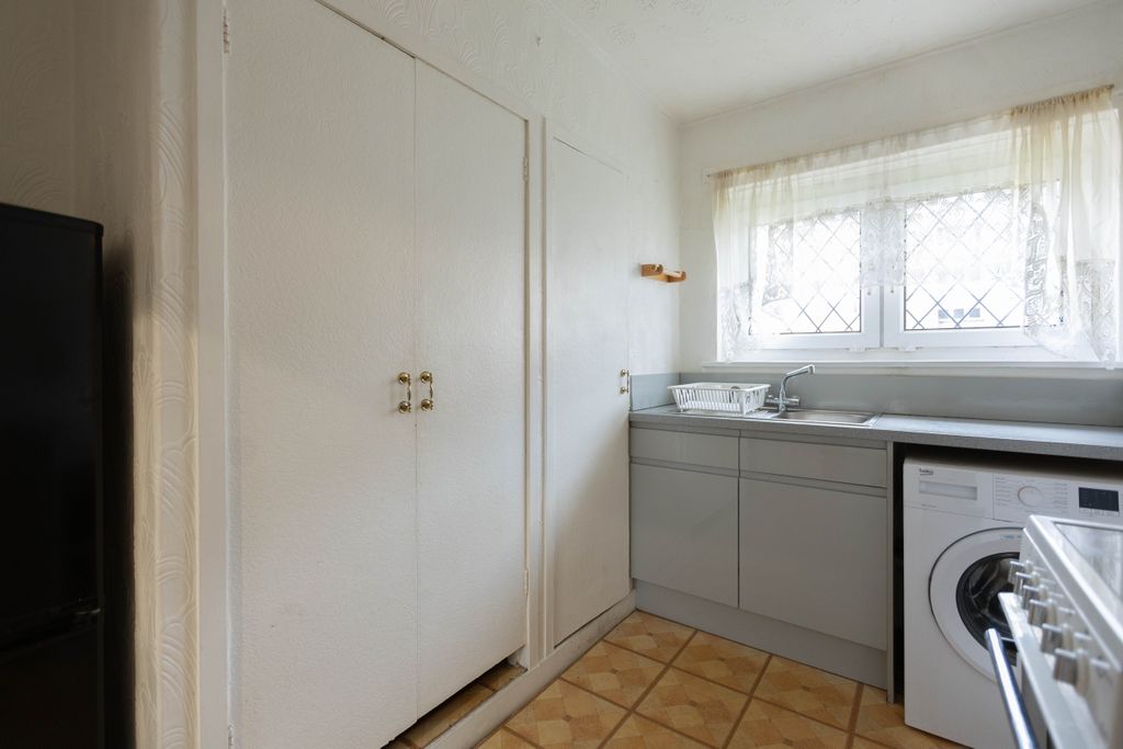 Property photo 3 of 20